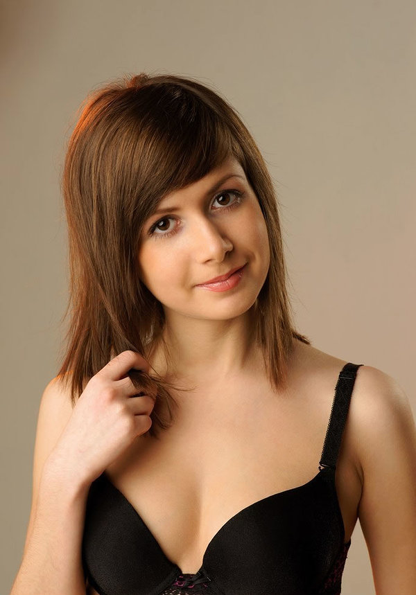 Валерия, 19